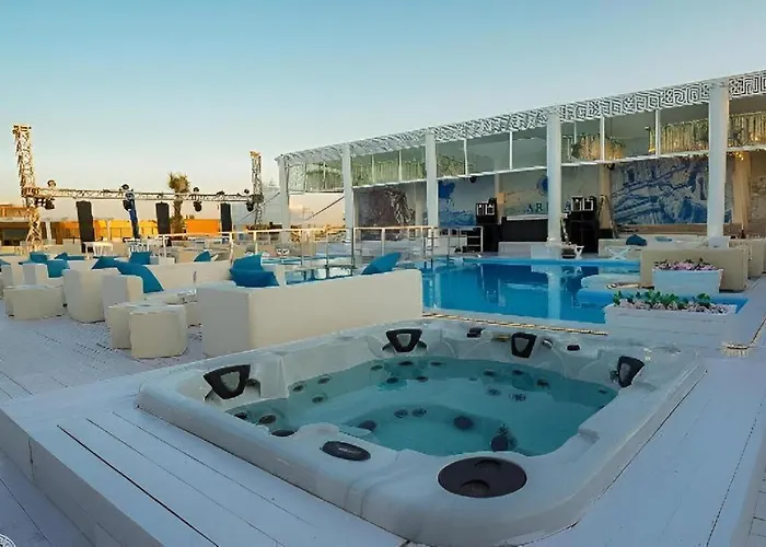 Selena Bay Luxury With Private - Trip Of A Lifetime